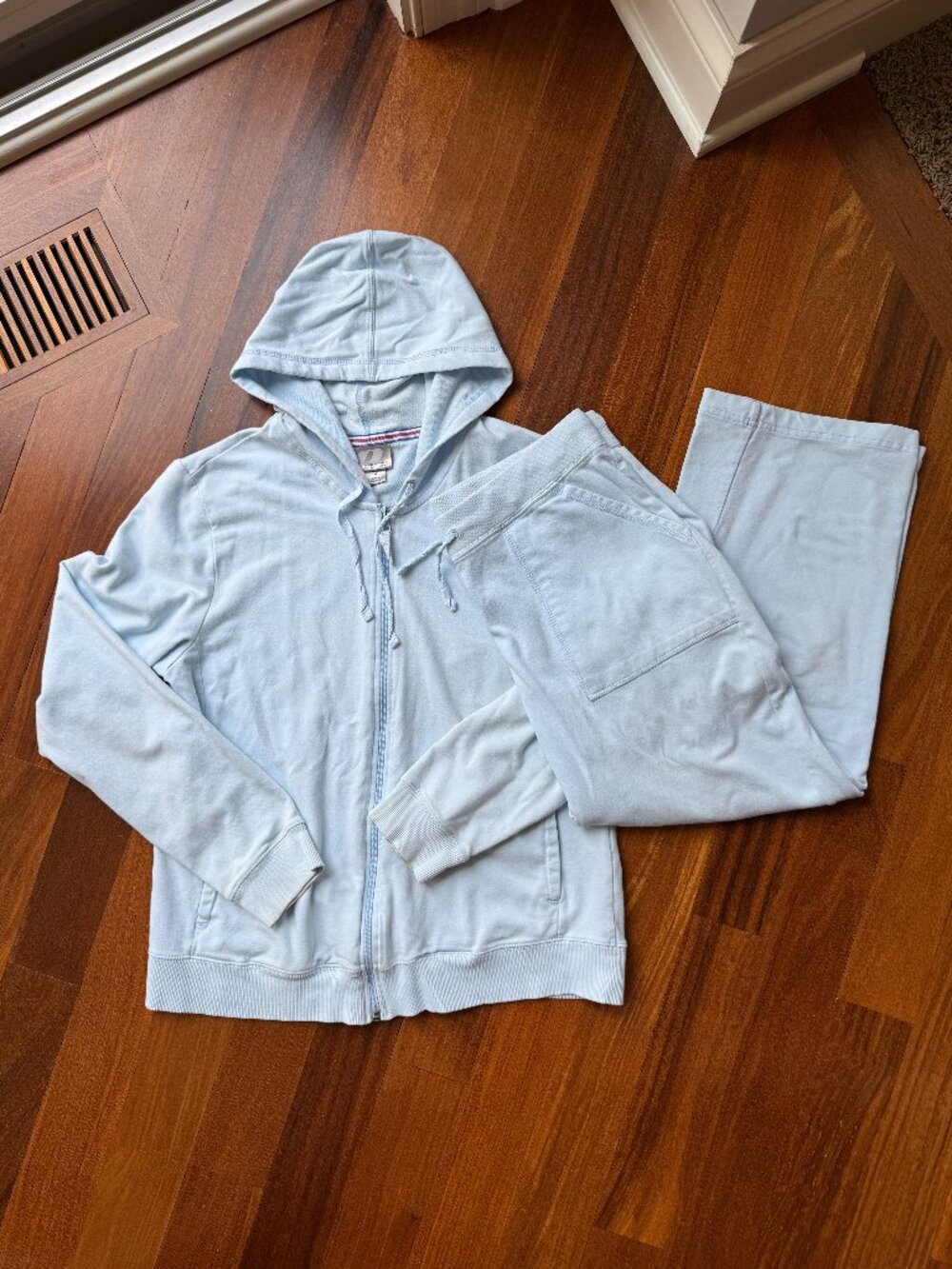 ProSpirit Sz M / S Matching Light Blue Hooded Jacket & Cropped Pants